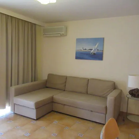 In - Balaton 54882 Apartamento